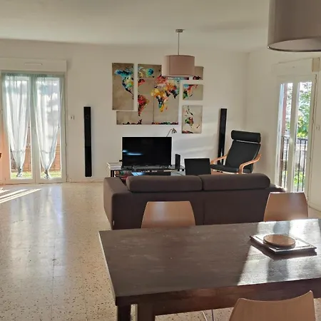 Maison Climatisee Pour Vous Seul Avec Piscine Et Jardin Сasa de vacaciones