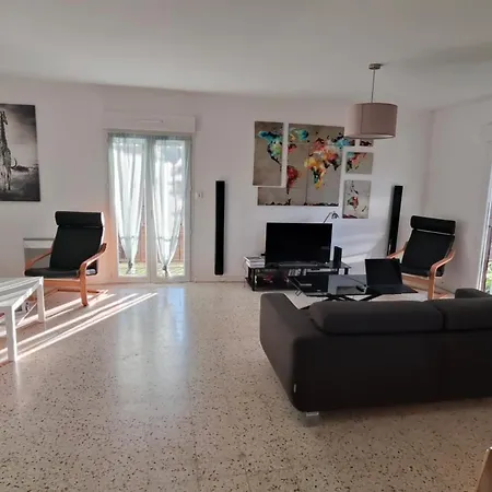 Maison Climatisee Pour Vous Seul Avec Piscine Et Jardin Сasa de vacaciones