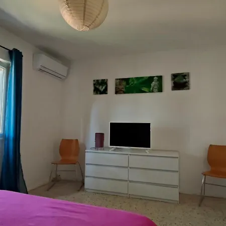 Maison Climatisee Pour Vous Seul Avec Piscine Et Jardin